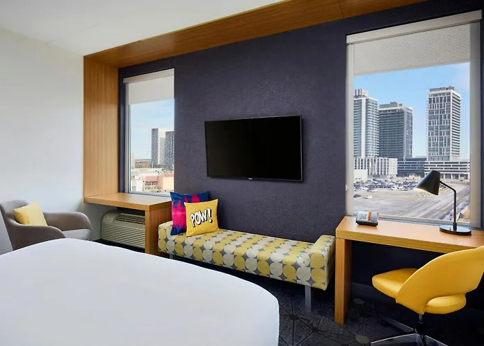 Aloft Vaughan Mills