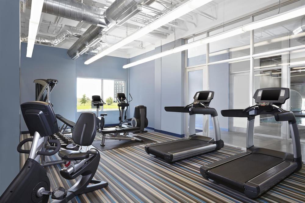 Hotel Aloft Mills 3*