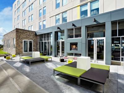 Aloft Mills 3*
