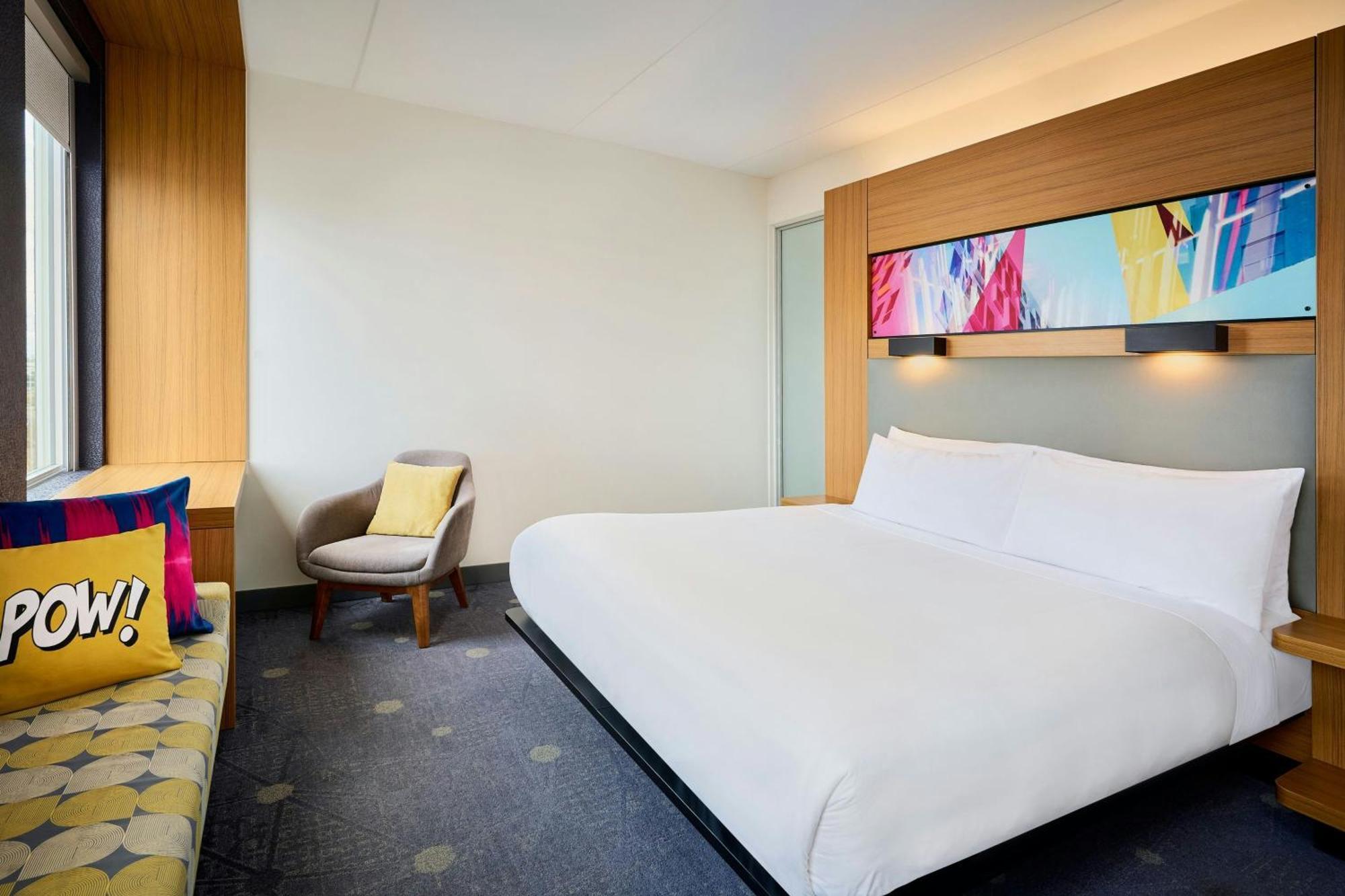 Hotel Aloft Mills