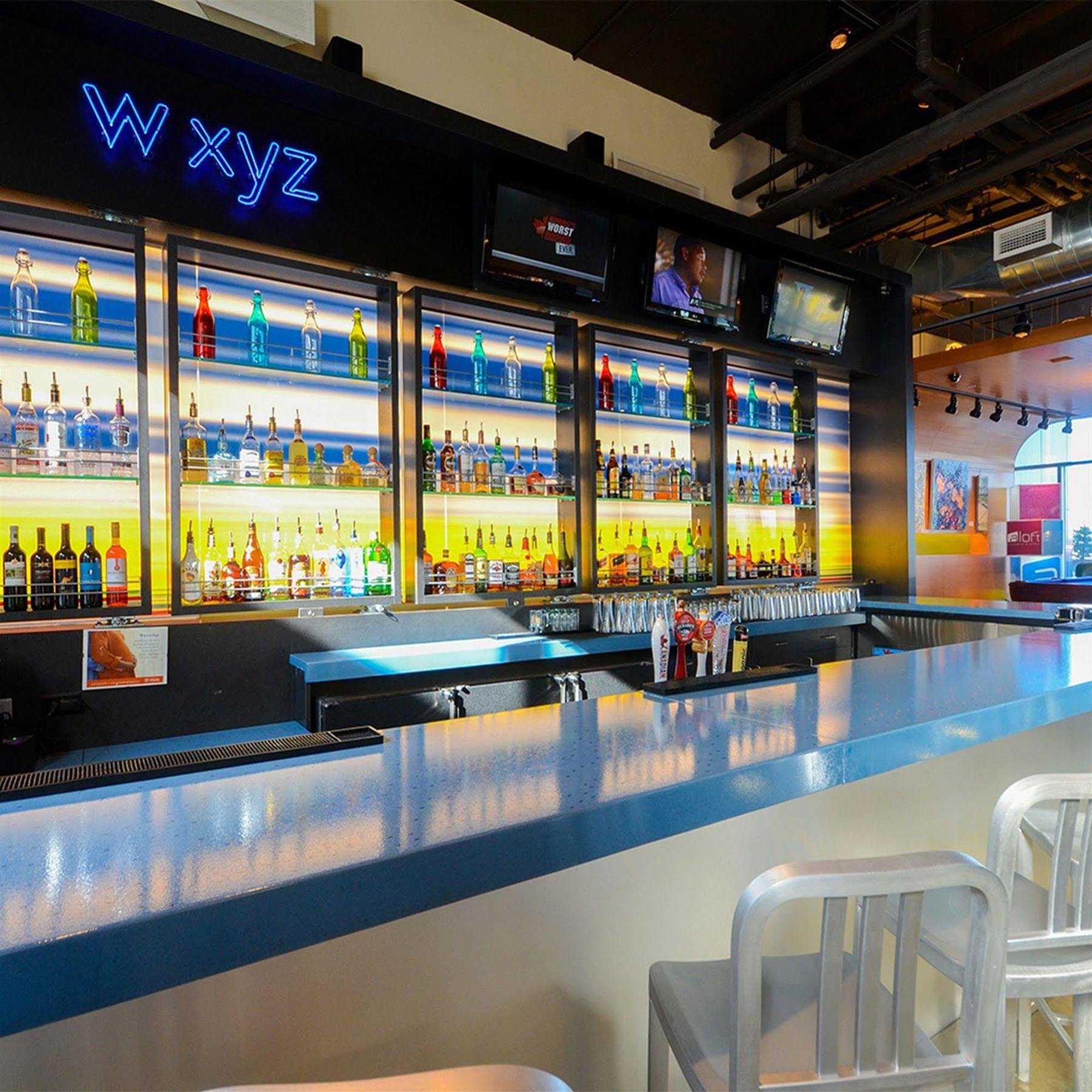 Hotel Aloft Mills