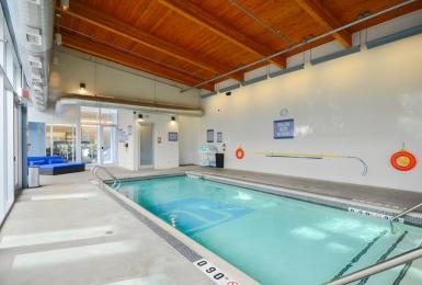 Aloft Mills 3*